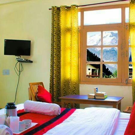 Hotel Apple Villa Manāli Exteriör bild